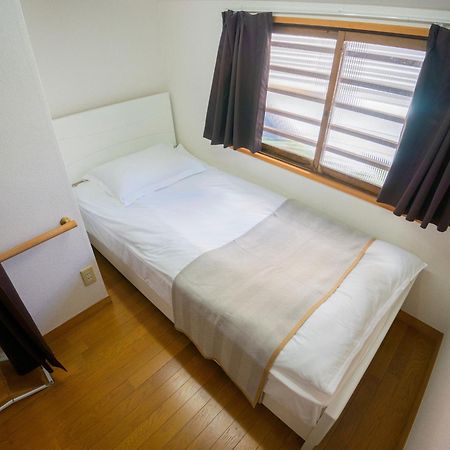 Family Or Business Travel 20 Percent Off丨200 Sqm 丨 14 Min To Shinjuku 丨century-Old Japanese Garden 丨3 Parking Spaces丨4 Bedrooms Токіо Екстер'єр фото