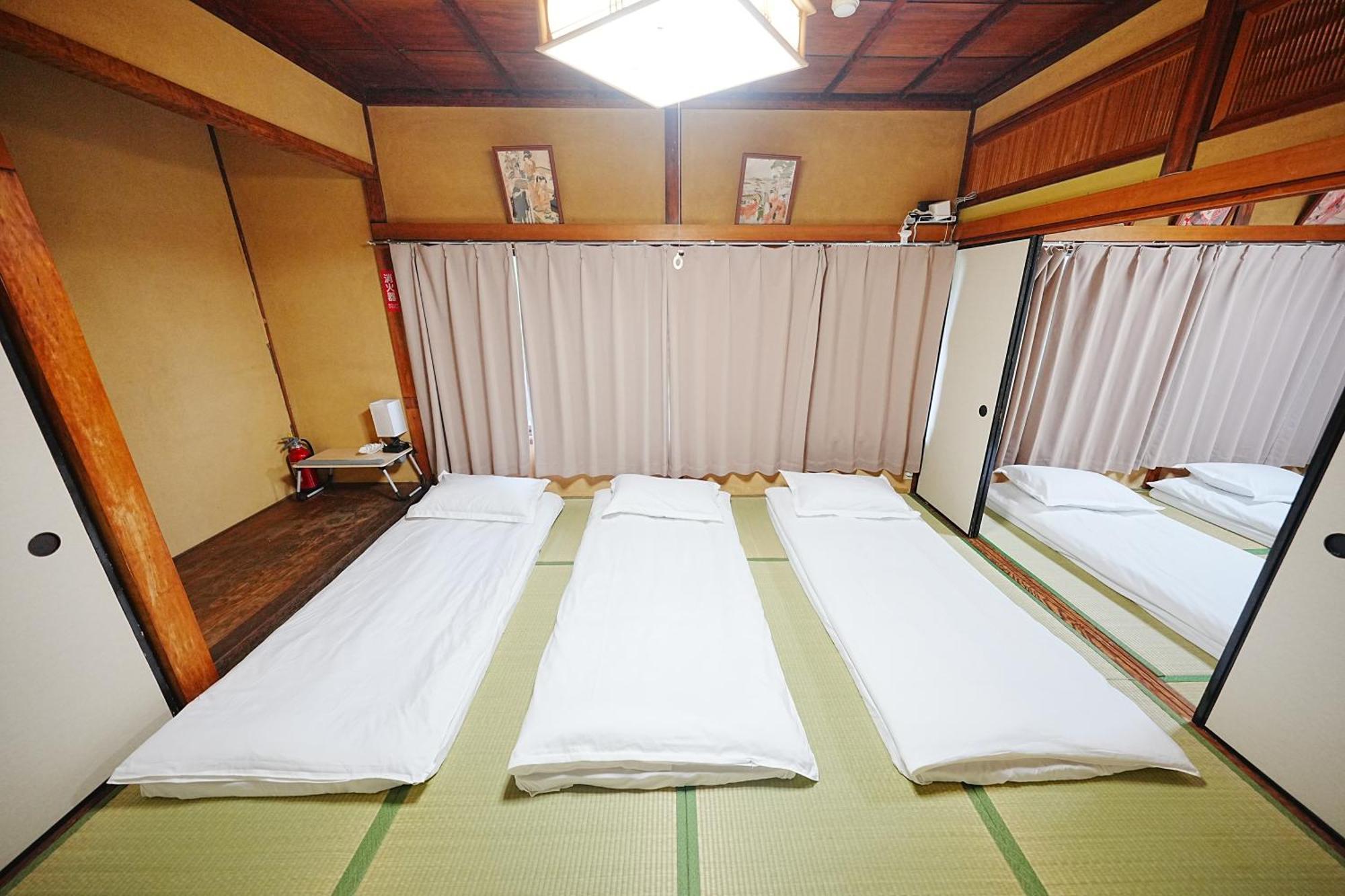 Family Or Business Travel 20 Percent Off丨200 Sqm 丨 14 Min To Shinjuku 丨century-Old Japanese Garden 丨3 Parking Spaces丨4 Bedrooms Токіо Екстер'єр фото